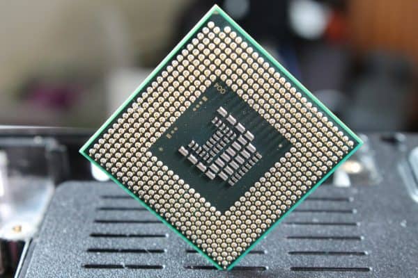 Intel Packs a Punch: i7-1195G7 Records benchmark At Par With desktop